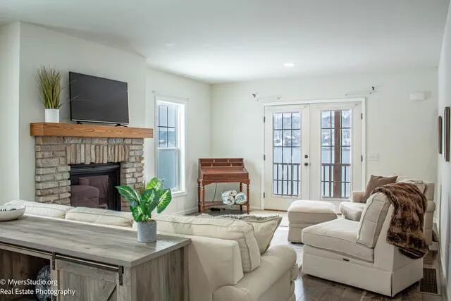 $599,900 | 7177 Longview Court, Delton, MI 49046