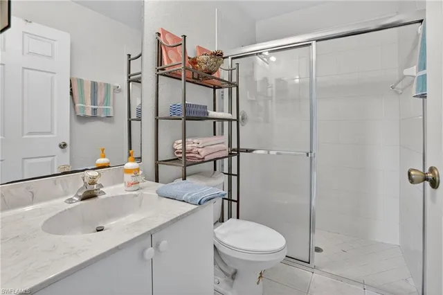 $825,000 | 3920 10th Street North, Naples, FL 34103