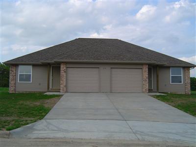 412 North Comanche Clever, MO 65631 - Photo 1 of 1 Primary Photo