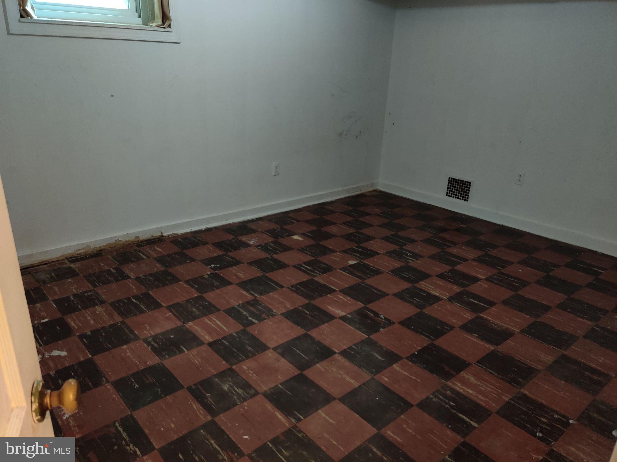 72 Fahnestock Road Malvern, PA 19355 - Photo 14 of 17 Bedroom 5