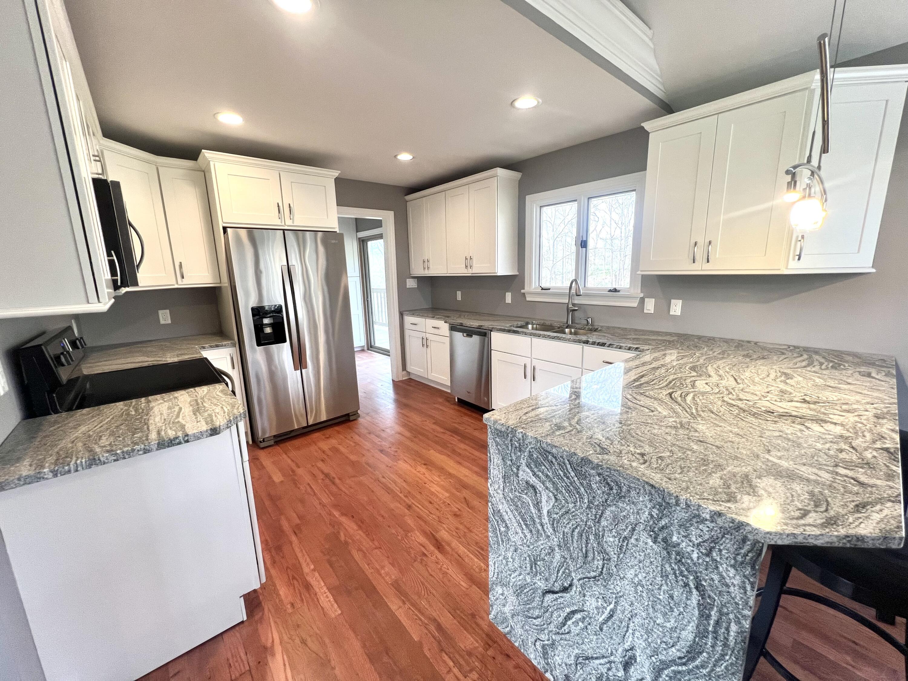 4828 Thar Road Coloma, MI 49038 - Photo 11 of 39 Kitchen 4