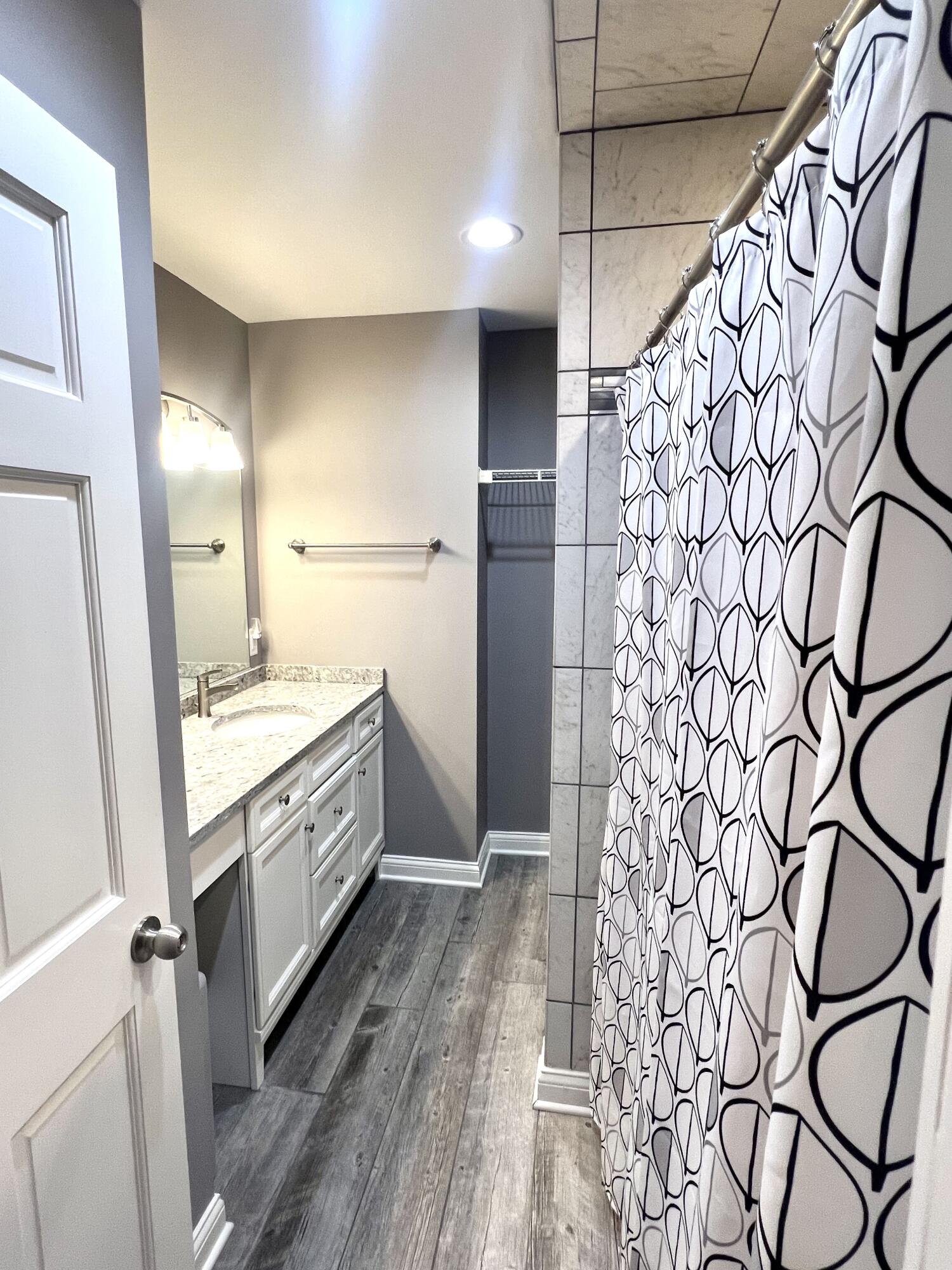 4828 Thar Road Coloma, MI 49038 - Photo 23 of 39 Main Floor Bathroom