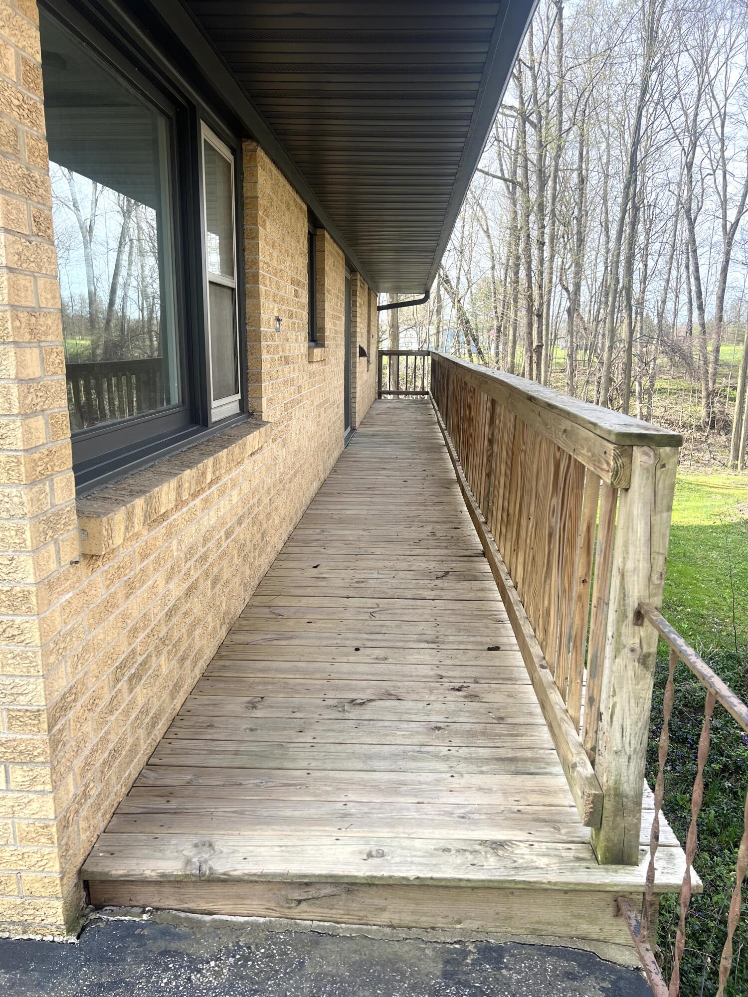 4828 Thar Road Coloma, MI 49038 - Photo 34 of 39 Back Deck