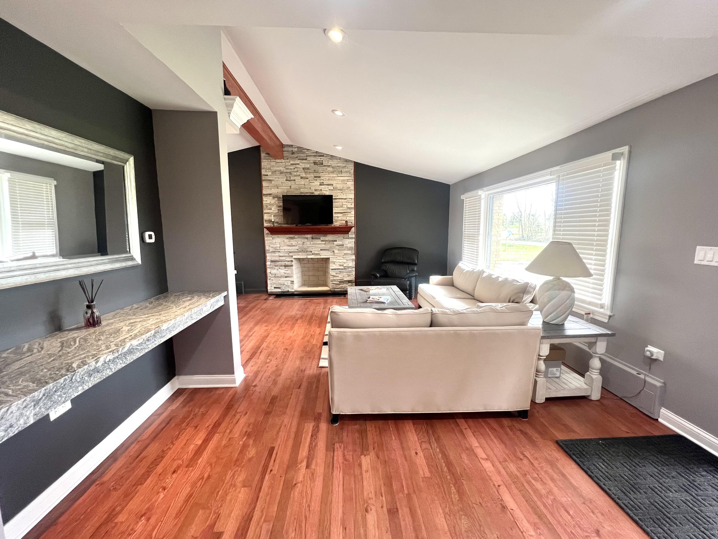 4828 Thar Road Coloma, MI 49038 - Photo 4 of 39 Living Room