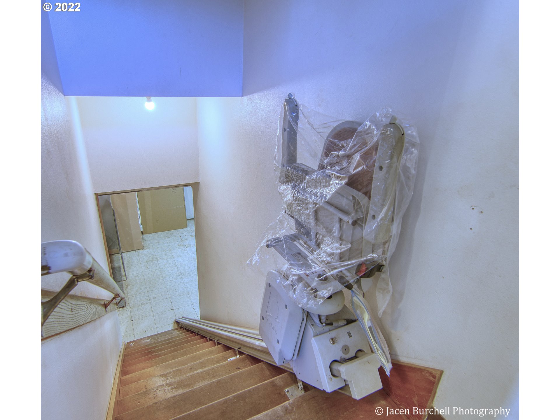 34249 Slavens Road Warren, OR 97053 - Photo 15 of 32 Staircase