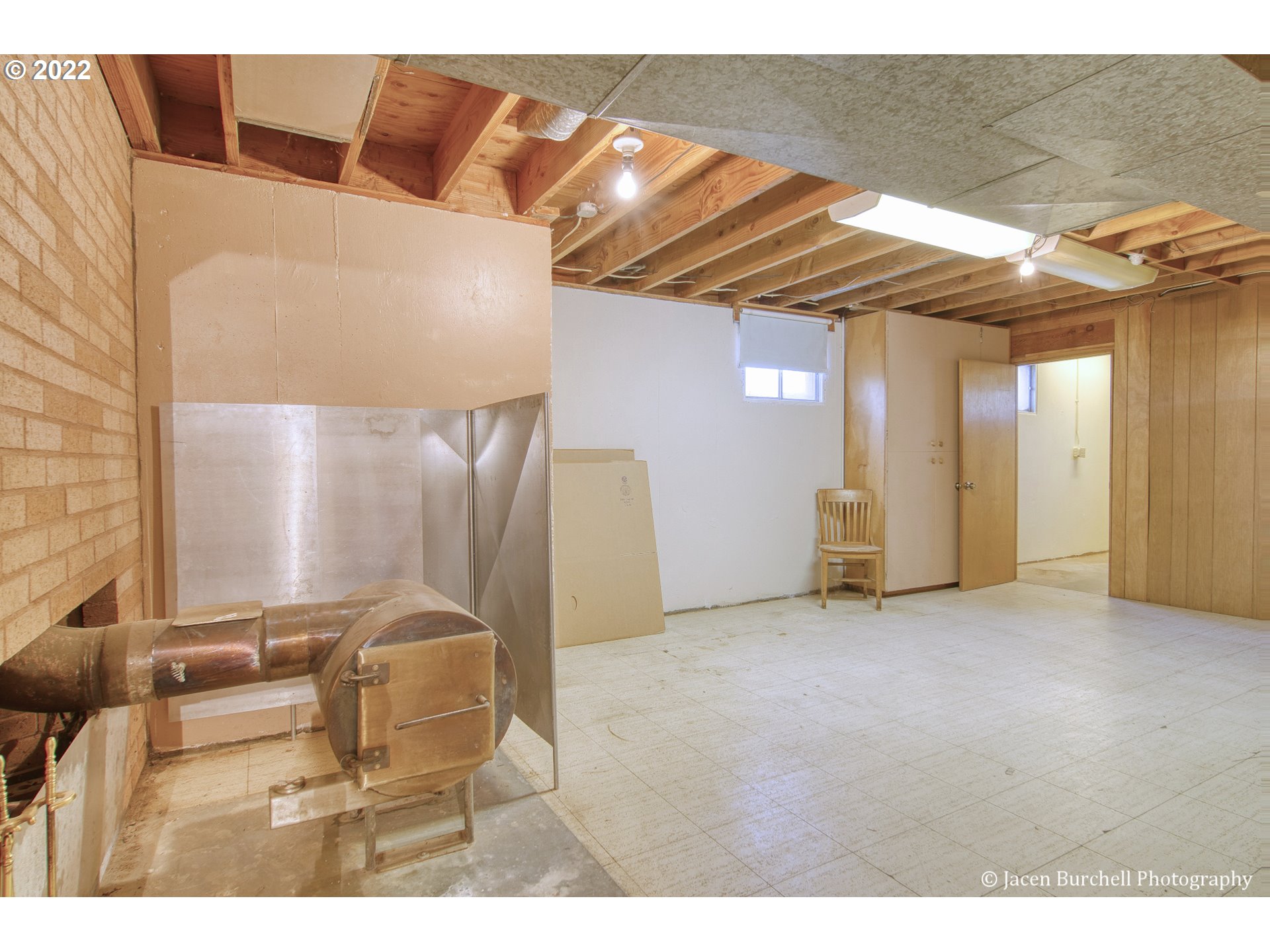 34249 Slavens Road Warren, OR 97053 - Photo 17 of 32 Family Room