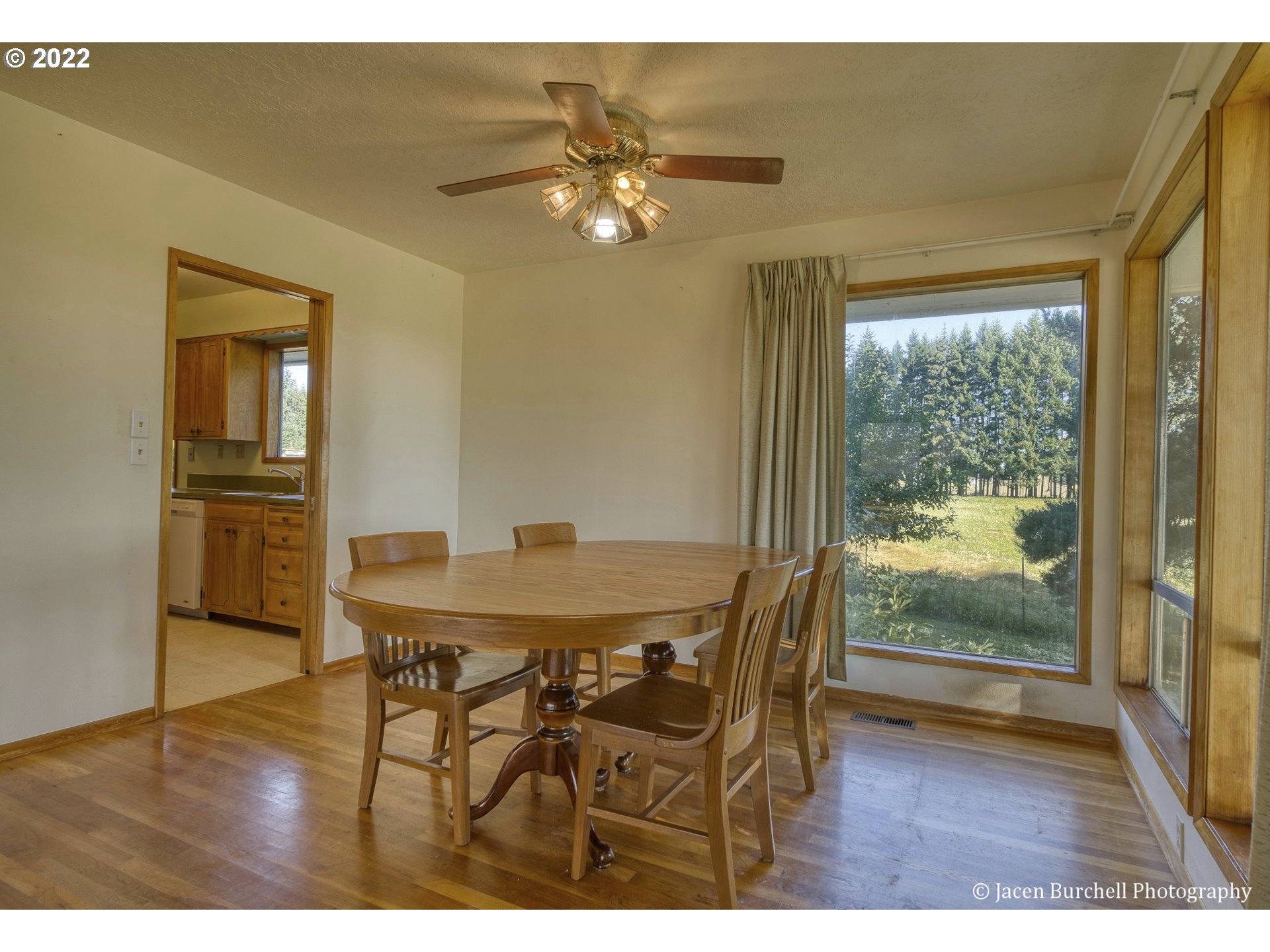 34249 Slavens Road Warren, OR 97053 - Photo 6 of 32 Dining Area