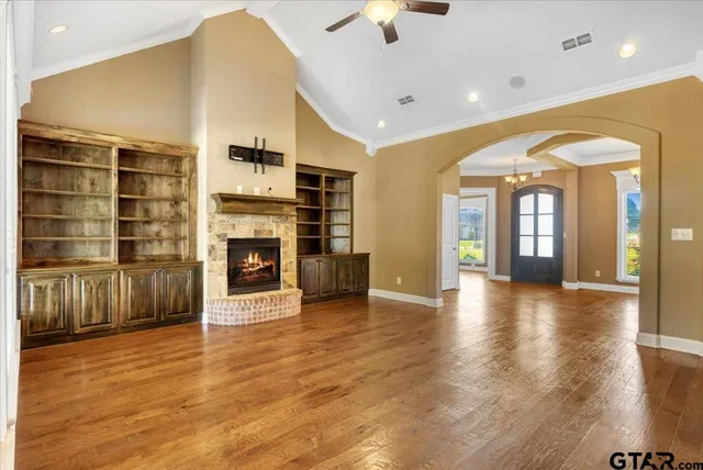 $724,900 | 170 Ashbriar Lane, Longview, TX 75605