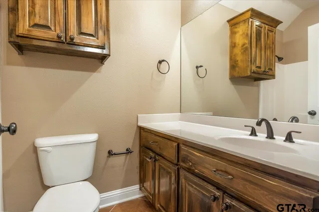 $724,900 | 170 Ashbriar Lane, Longview, TX 75605