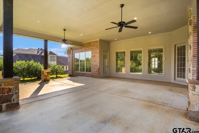 $724,900 | 170 Ashbriar Lane, Longview, TX 75605