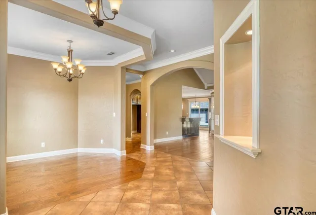 $724,900 | 170 Ashbriar Lane, Longview, TX 75605