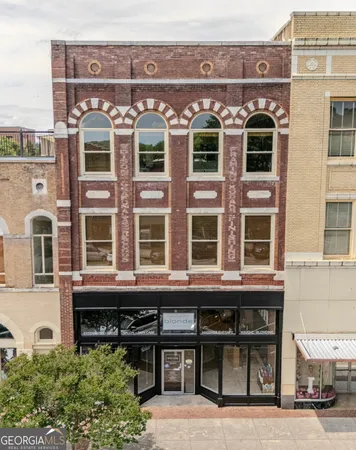 $2,200 | 217 Broad Street, Unit 304, Rome, GA 30161