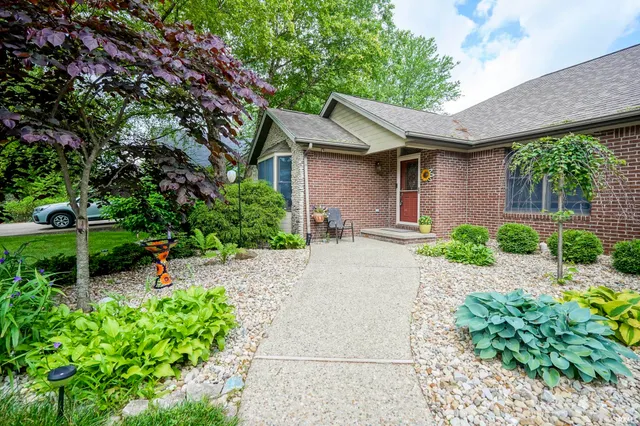 $629,900 | 4019 East Bennington Boulevard, Bloomington, IN 47401