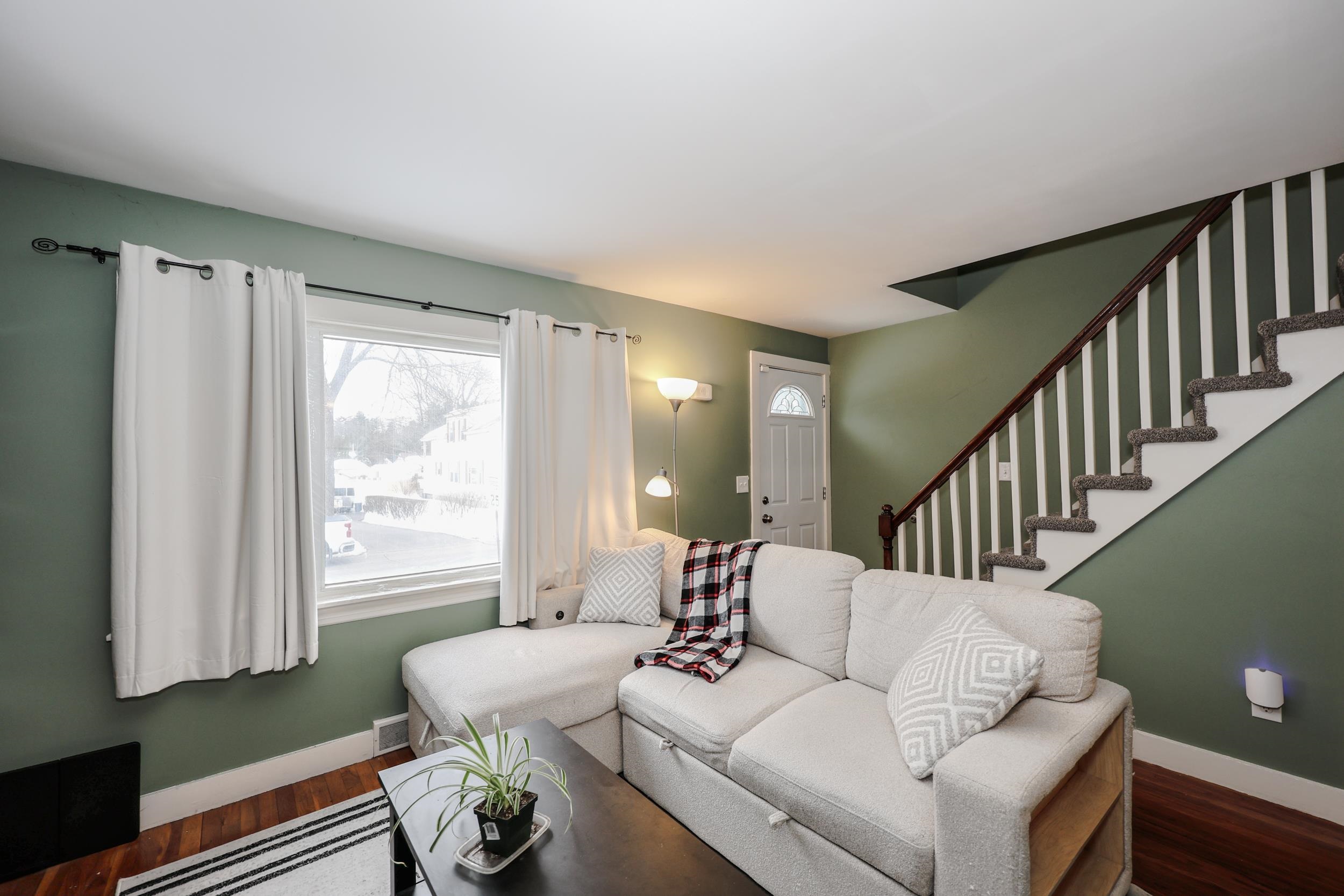 21 Erie Street Manchester, NH 03102 - Photo 14 of 41