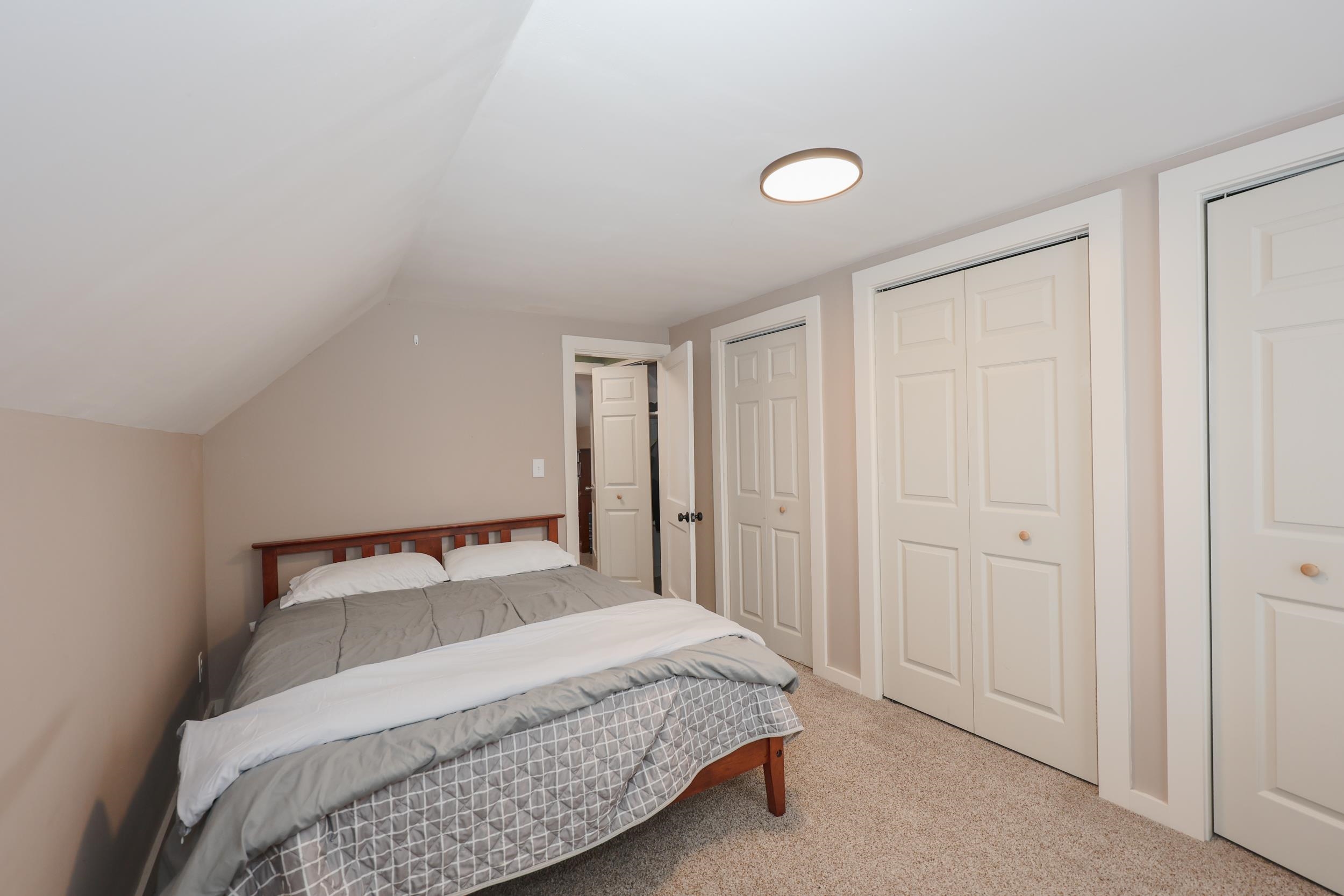21 Erie Street Manchester, NH 03102 - Photo 25 of 41