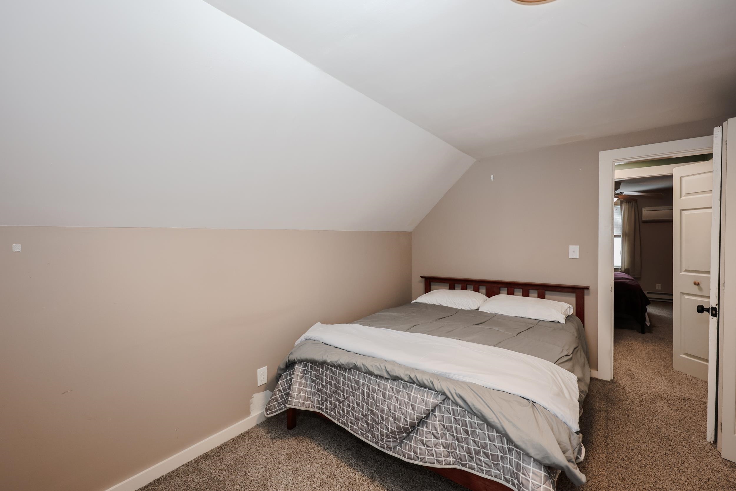 21 Erie Street Manchester, NH 03102 - Photo 27 of 41