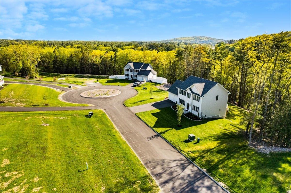 19 Huntington Ridge Road Bedford, NH 03110 - Photo 31 of 40