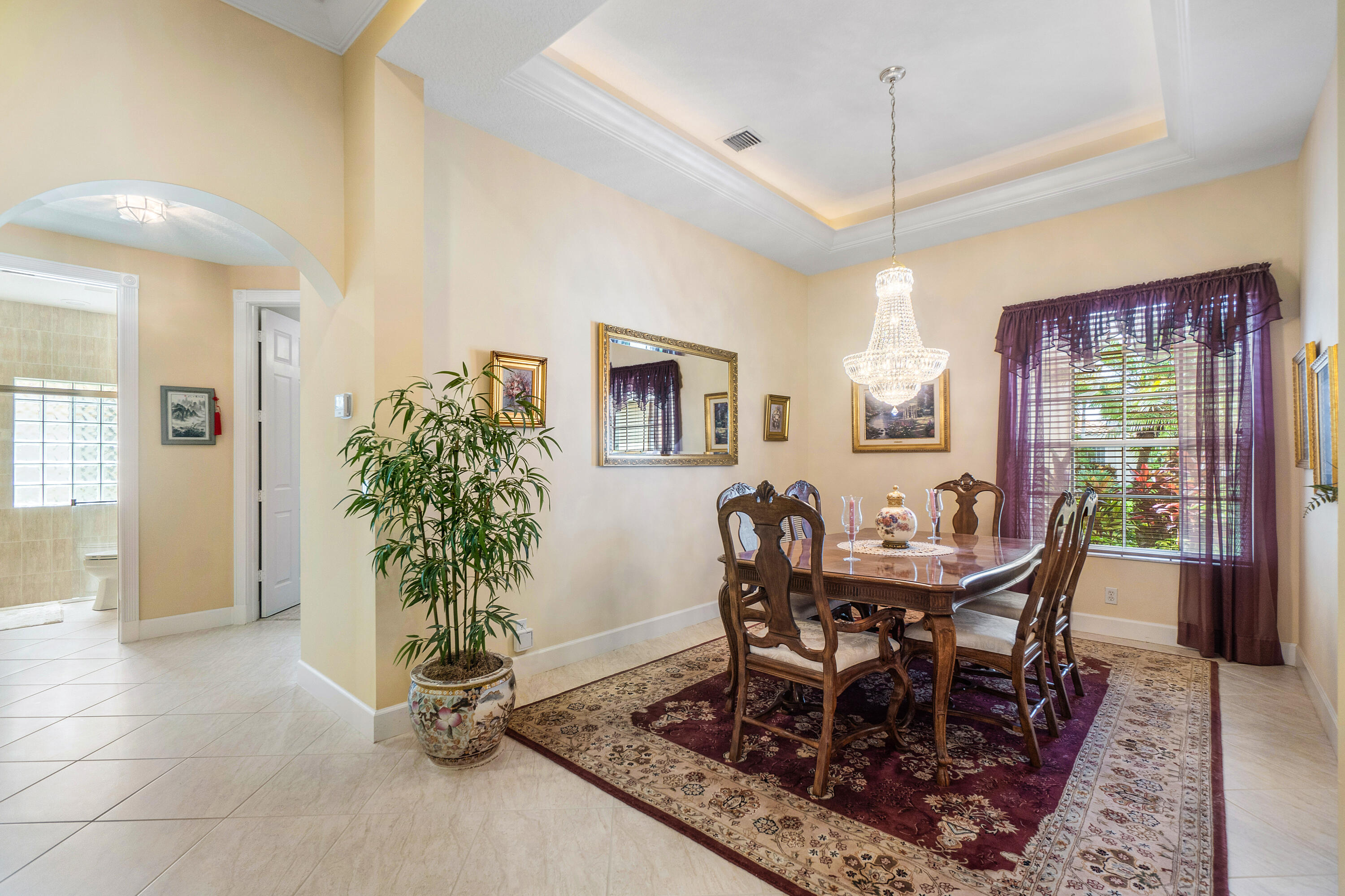 6813 Garde Road Boynton Beach, FL 33472 - Photo 17 of 38 Dining Room