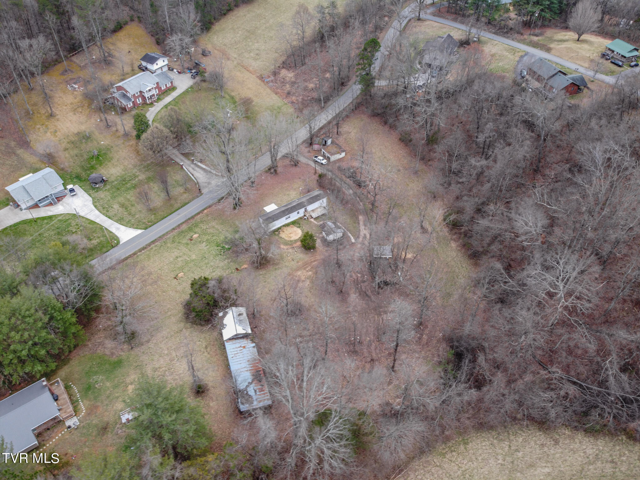 384 Minton Hollow Road Elizabethton, TN 37643 - Photo 5 of 20 DJI_0716
