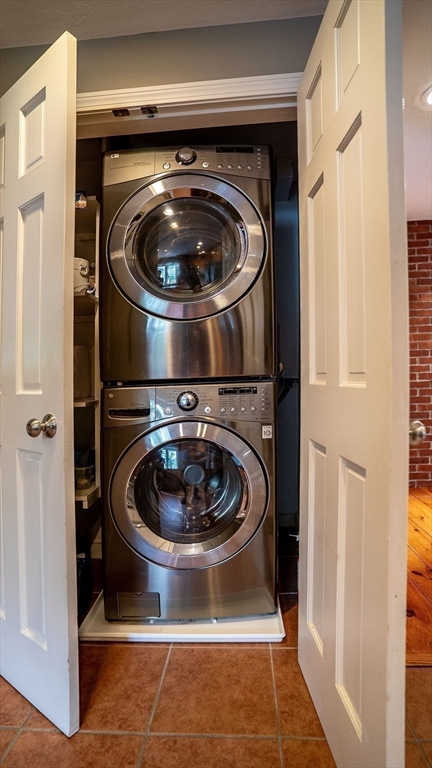 142 Baker Street Walpole, MA 02081 - Photo 37 of 42 a close view of a washer and dryer