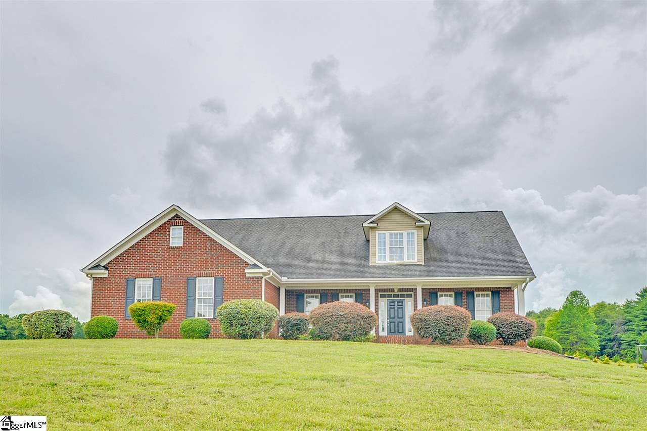 110 Roundstone Drive Inman, SC 29349 - Photo 1 of 35