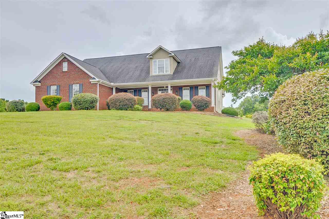 110 Roundstone Drive Inman, SC 29349 - Photo 3 of 35