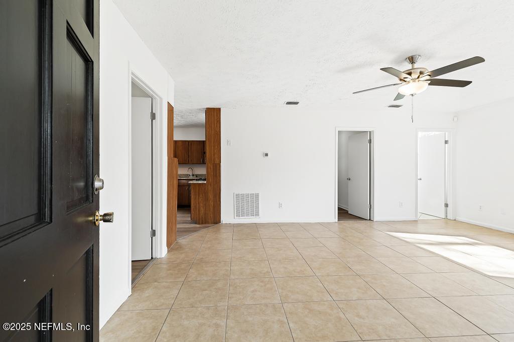 54074 Charles Street Callahan, FL 32011 - Photo 10 of 52 a view of a big room with closet