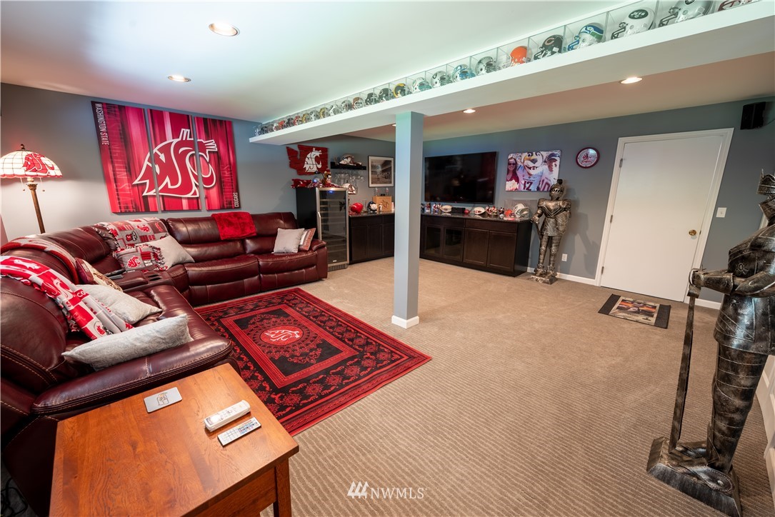 2426 243rd Place Southwest Bothell, WA 98021 - Photo 12 of 33