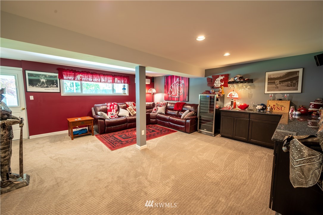 2426 243rd Place Southwest Bothell, WA 98021 - Photo 13 of 33