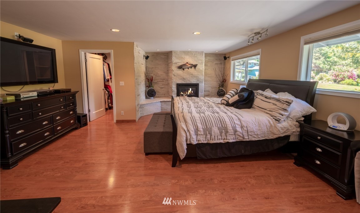 2426 243rd Place Southwest Bothell, WA 98021 - Photo 17 of 33