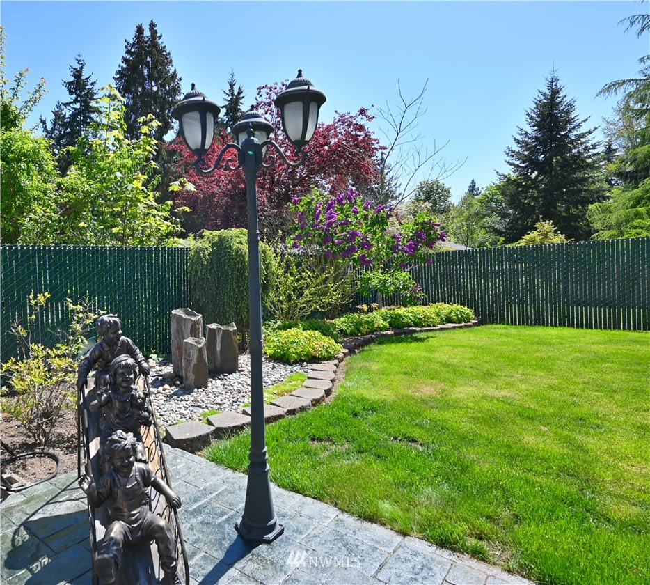 2426 243rd Place Southwest Bothell, WA 98021 - Photo 24 of 33
