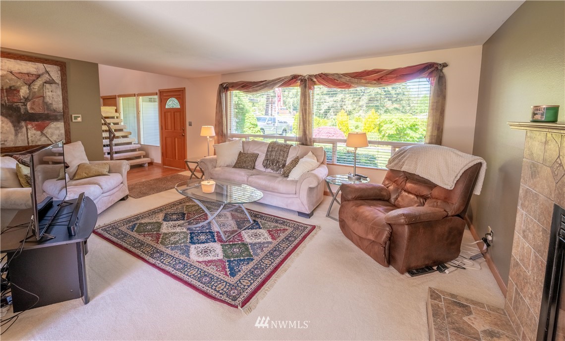 2426 243rd Place Southwest Bothell, WA 98021 - Photo 5 of 33