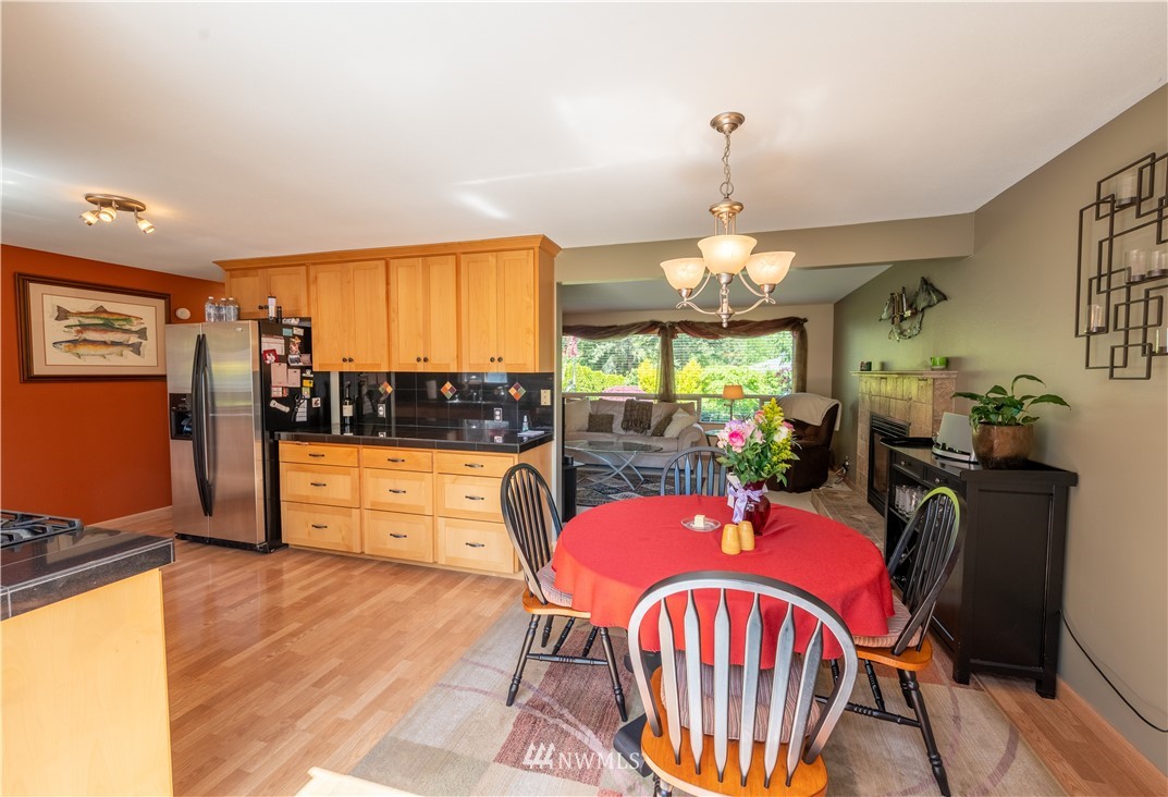 2426 243rd Place Southwest Bothell, WA 98021 - Photo 10 of 33