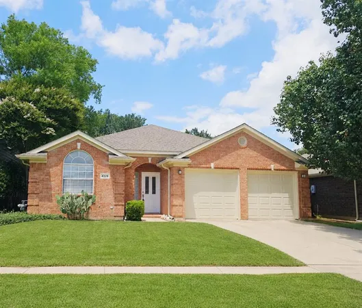 $359,900 | 4328 Stone Hollow Way, Fort Worth, TX 76040