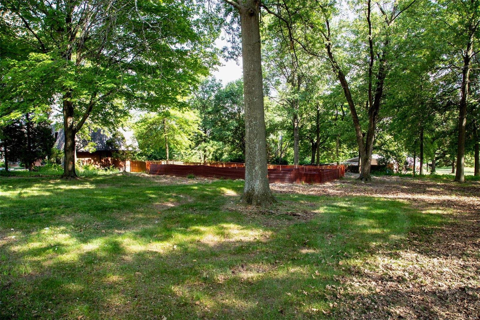11682 Denny Road St. Louis, MO 63126 - Photo 16 of 28 Gallery Image 16