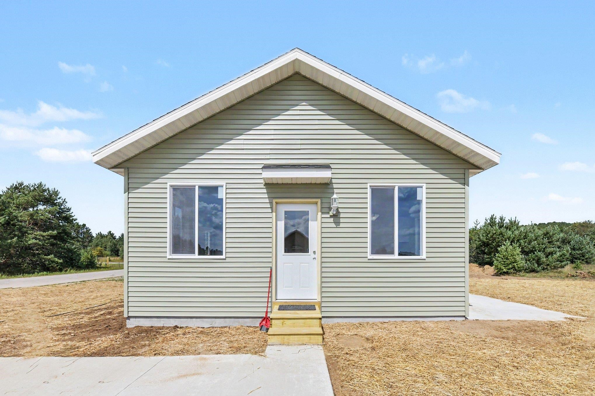 8505 Grant Road Mancelona, MI 49659 - Photo 2 of 22 Gallery Image 2