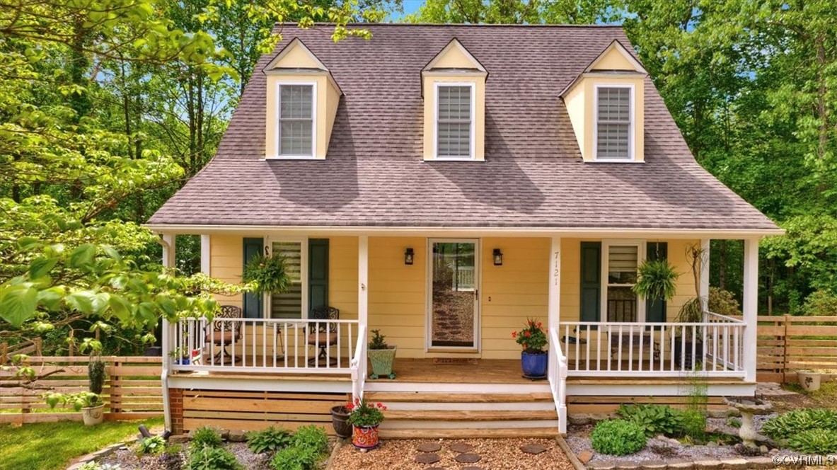 7121 Pointer Ridge Road Midlothian, VA 23112 - Photo 2 of 50 front view of a house with a yard