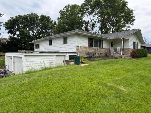 $1 | 7956 Big Walnut Road, Westerville, OH 43082