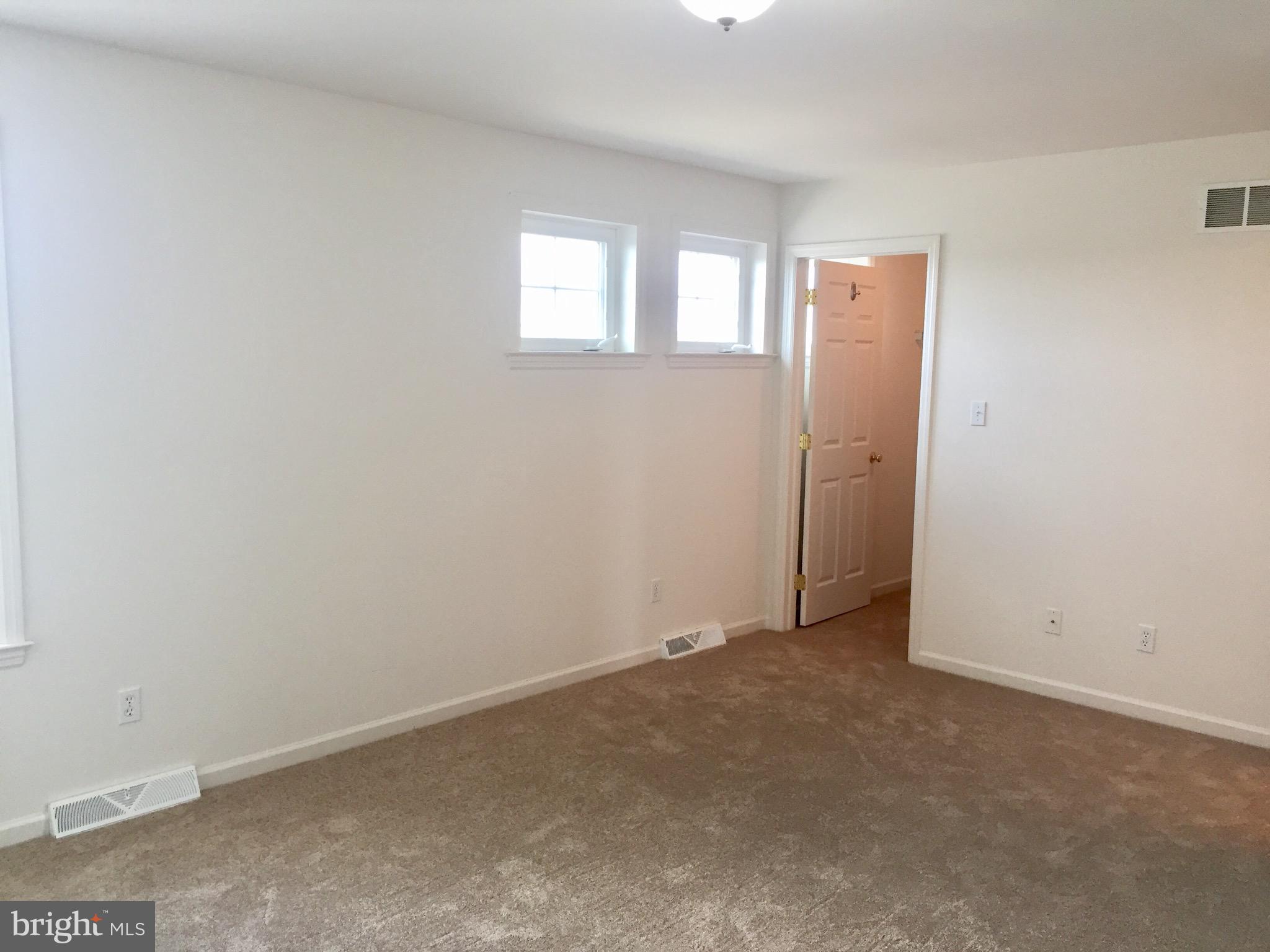 588 Fox Ridge Lane Lebanon, PA 17042 - Photo 16 of 43 Master Bedroom