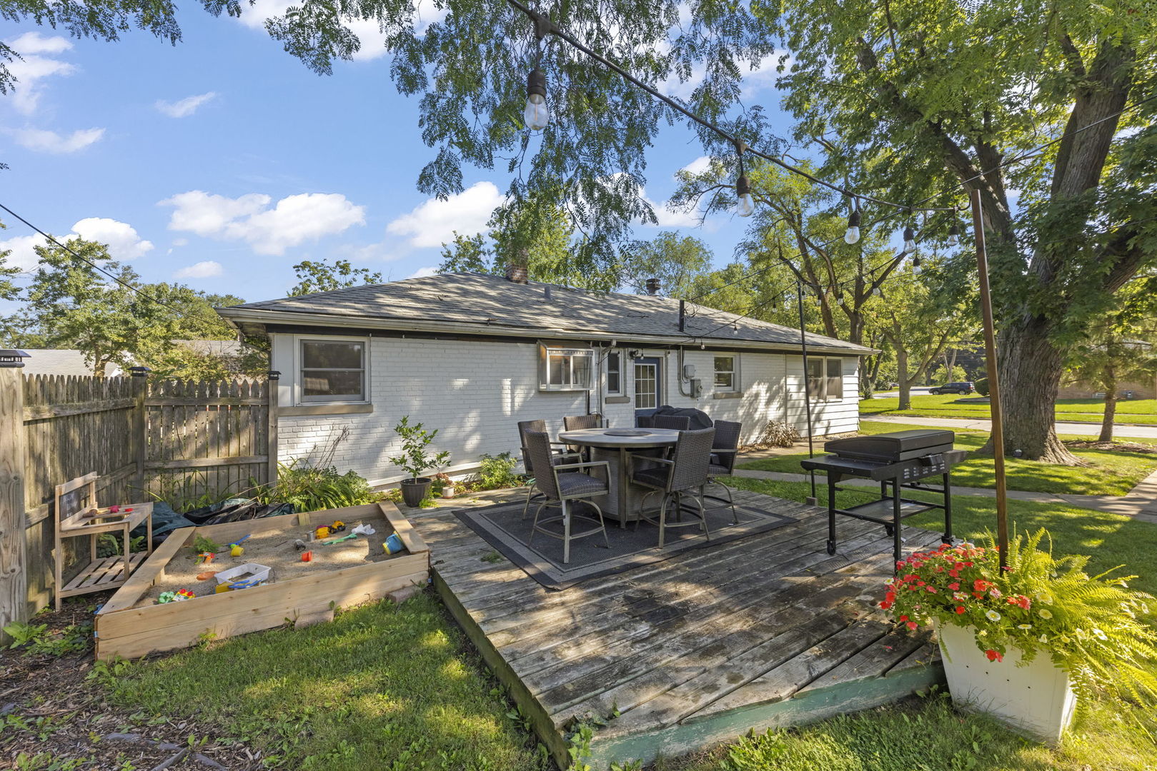 2441 Spruce Road Homewood, IL 60430 - Photo 19 of 22 Gallery Image 19