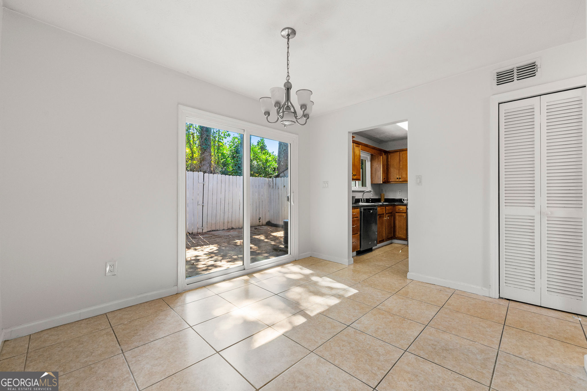 1820 Ashborough Road Southeast, Unit B Marietta, GA 30067 - Photo 8 of 21 a view of a kitchen with a sink and dishwasher kitchen view