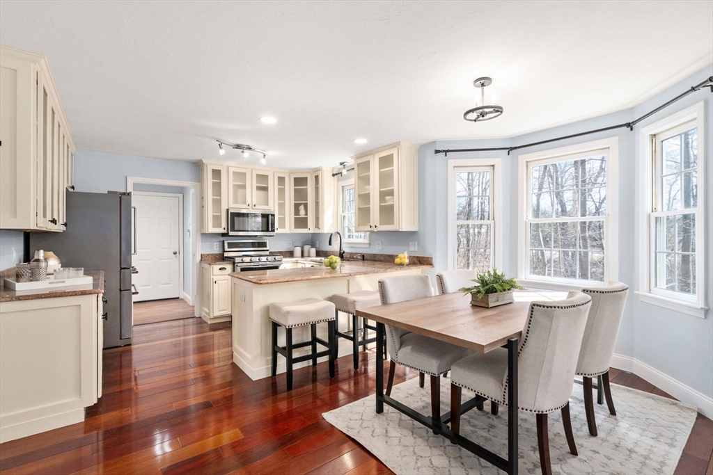 5 Little Tree Road Medway, MA 02053 - Photo 6 of 30 Gallery Image 6