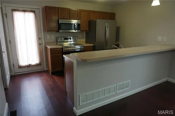 $1,900 | 3305 Stowe Landing, St. Charles, MO 63301