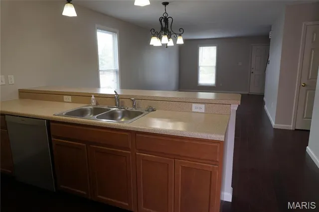 $2,000 | 3305 Stowe Landing, St. Charles, MO 63301