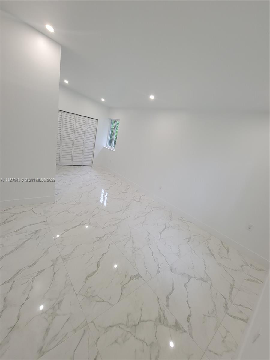 6501 Southwest 34th Street Miami, FL 33155 - Photo 32 of 62 a view of an empty room