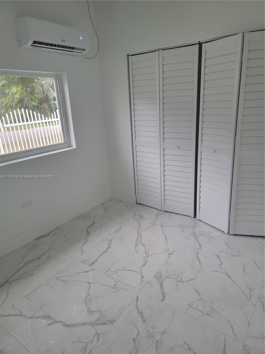 6501 Southwest 34th Street Miami, FL 33155 - Photo 35 of 62 an empty room with windows