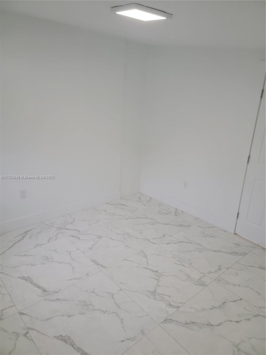 6501 Southwest 34th Street Miami, FL 33155 - Photo 41 of 62 a view of empty room