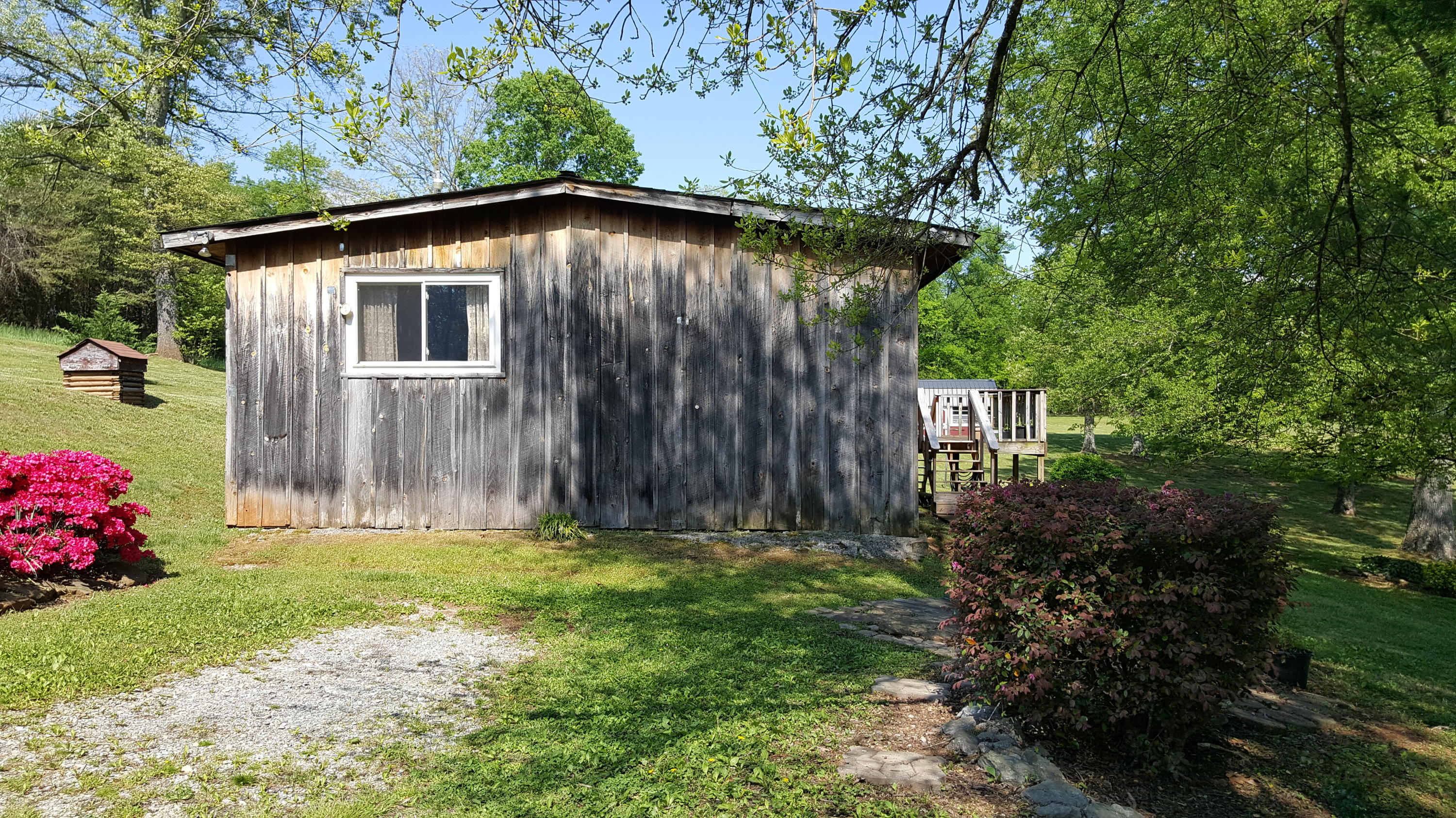 1650 Sheets Hollow Road Greenback, TN 37742 - Photo 8 of 9 20160425_155257