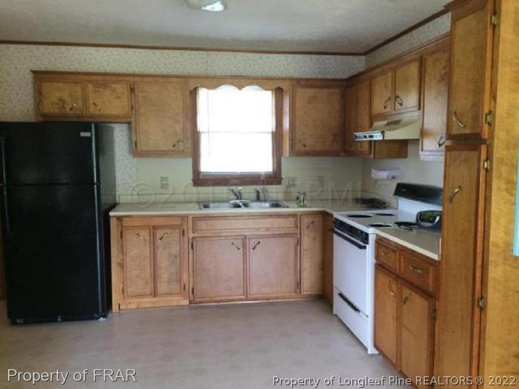 2178 Henry Berry Road Rowland, NC 28383 - Photo 5 of 18 Gallery Image 5