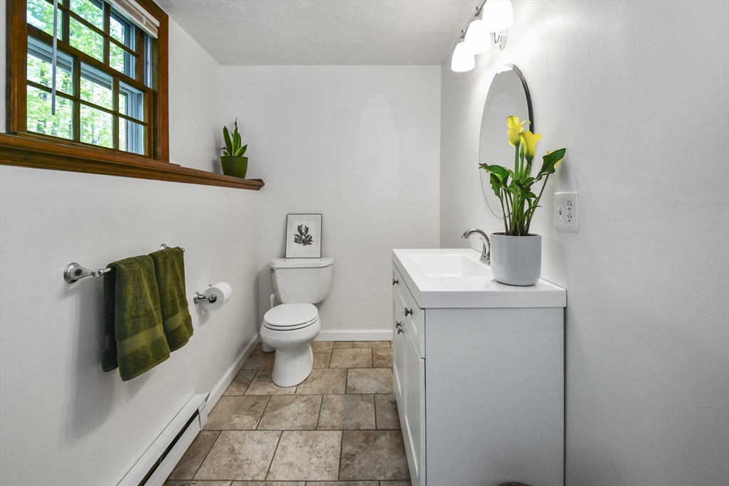 40 Valentine Road Northborough, MA 01532 - Photo 32 of 40 Gallery Image 32